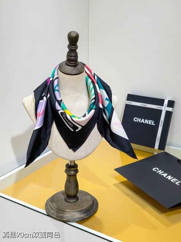 Chanel silk scarf hm19